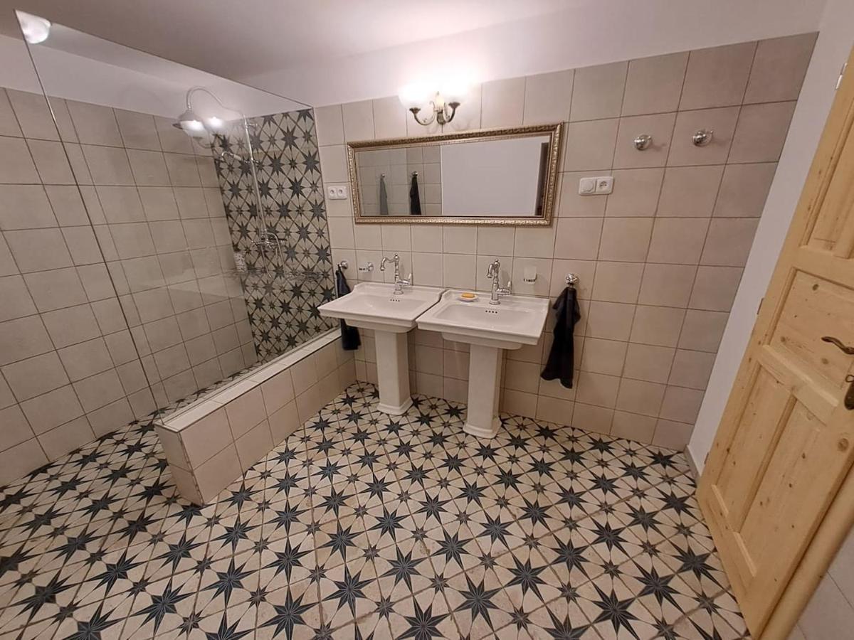 Chalupa Zatyni - Cely Objekt Duba Bagian luar foto